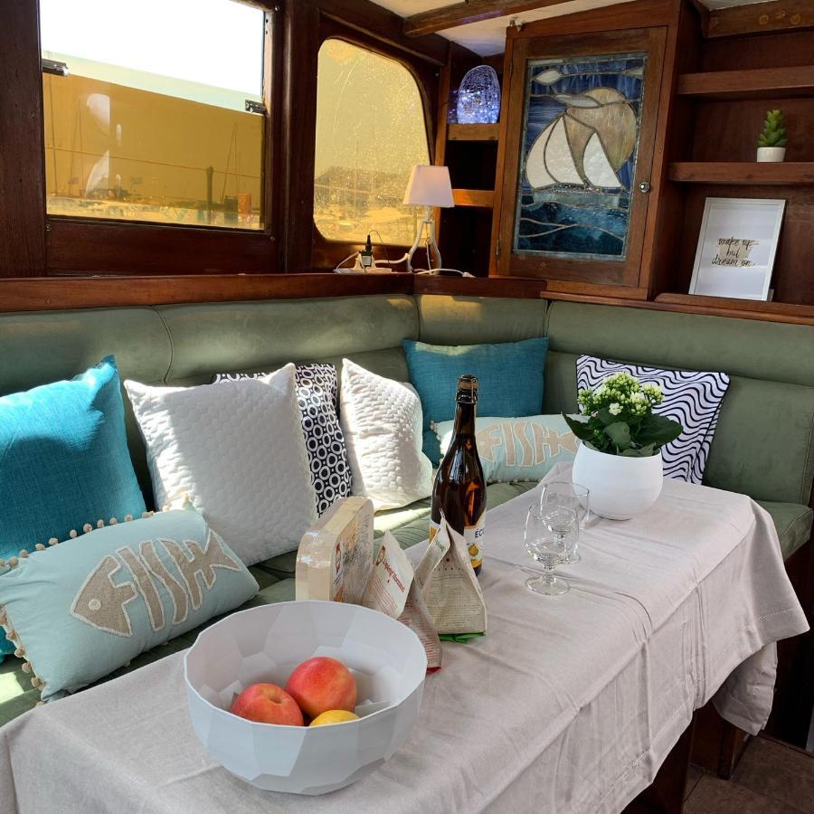 Port Deauville Yacht Vintage Экстерьер фото