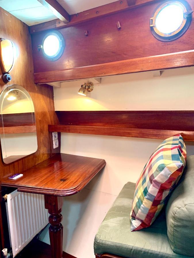 Port Deauville Yacht Vintage Экстерьер фото